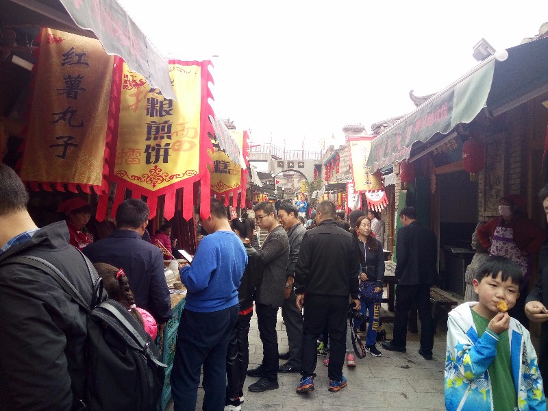 10.5小吃街 (3).jpg