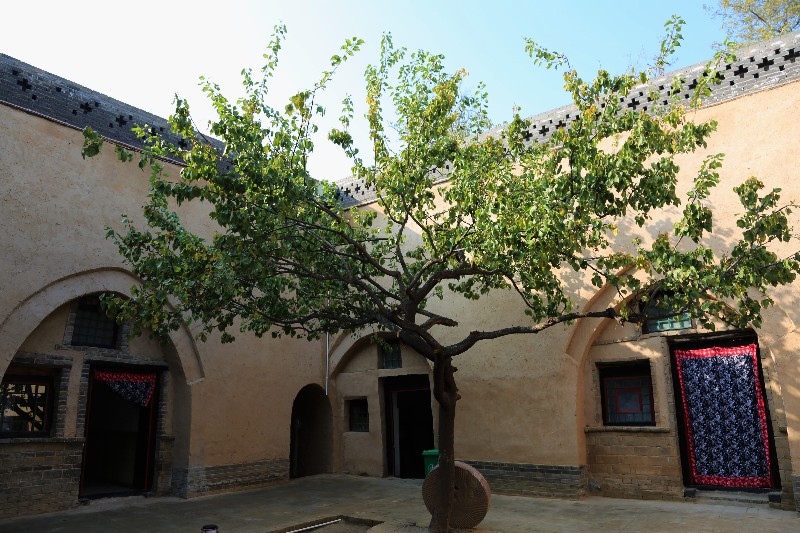 11.5窑洞宾馆 (9).JPG